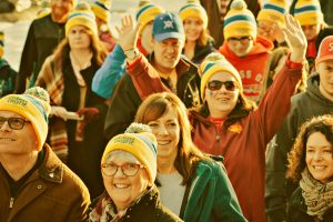 CNOY 2017 walkers wearing yellow toques